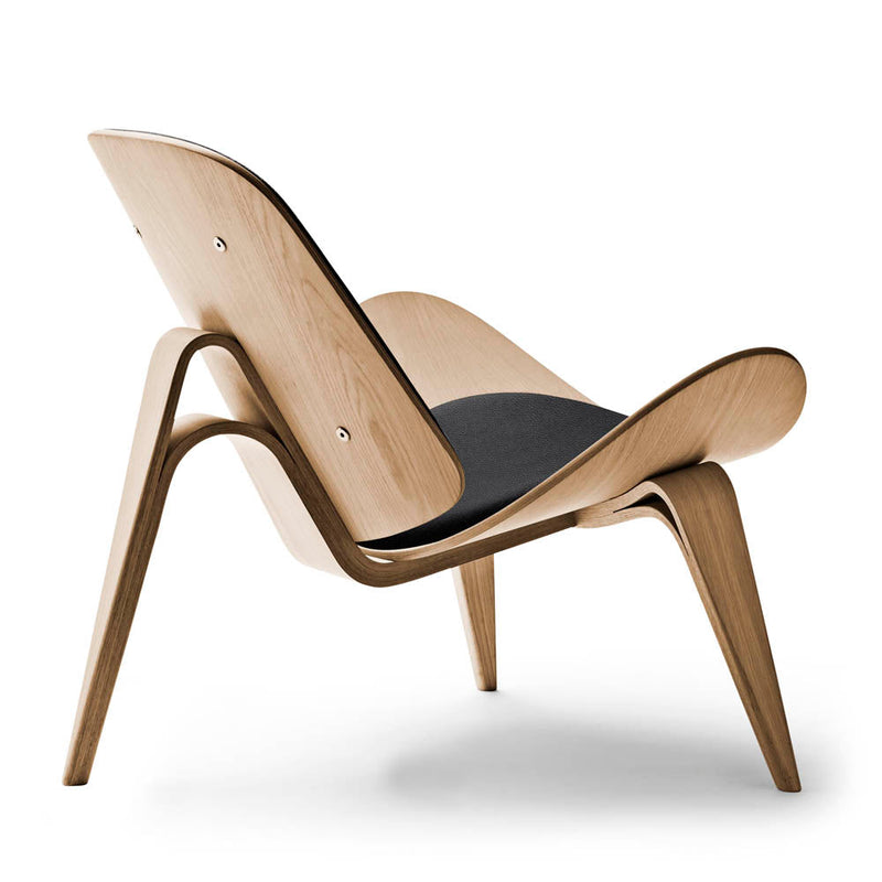 CH07 Shell Chair by Carl Hansen & Son - Additional Image - 21