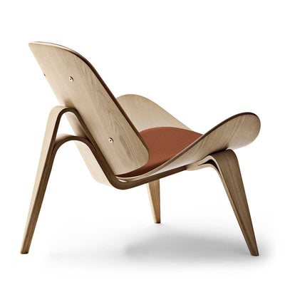 CH07 Shell Chair by Carl Hansen & Son - Additional Image - 24