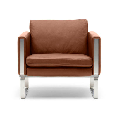 CH101 Lounge Chair by Carl Hansen & Son - Additional Image - 2