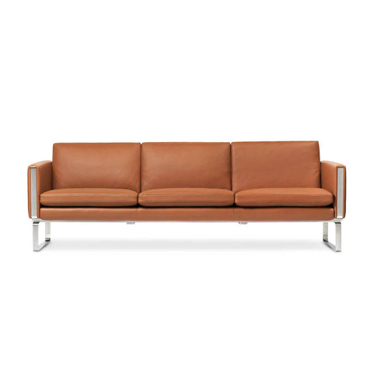 CH103 Sofa by Carl Hansen & Son