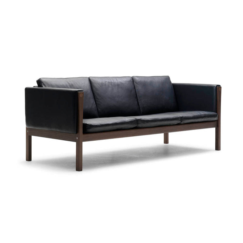 CH163 Sofa by Carl Hansen & Son - Additional Image - 7