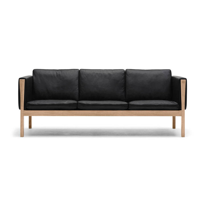 CH163 Sofa by Carl Hansen & Son