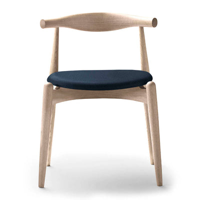 CH20 Elbow Chair by Carl Hansen & Son - Additional Image - 1