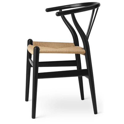CH24 Wishbone Chair by Carl Hansen & Son - Additional Image - 14
