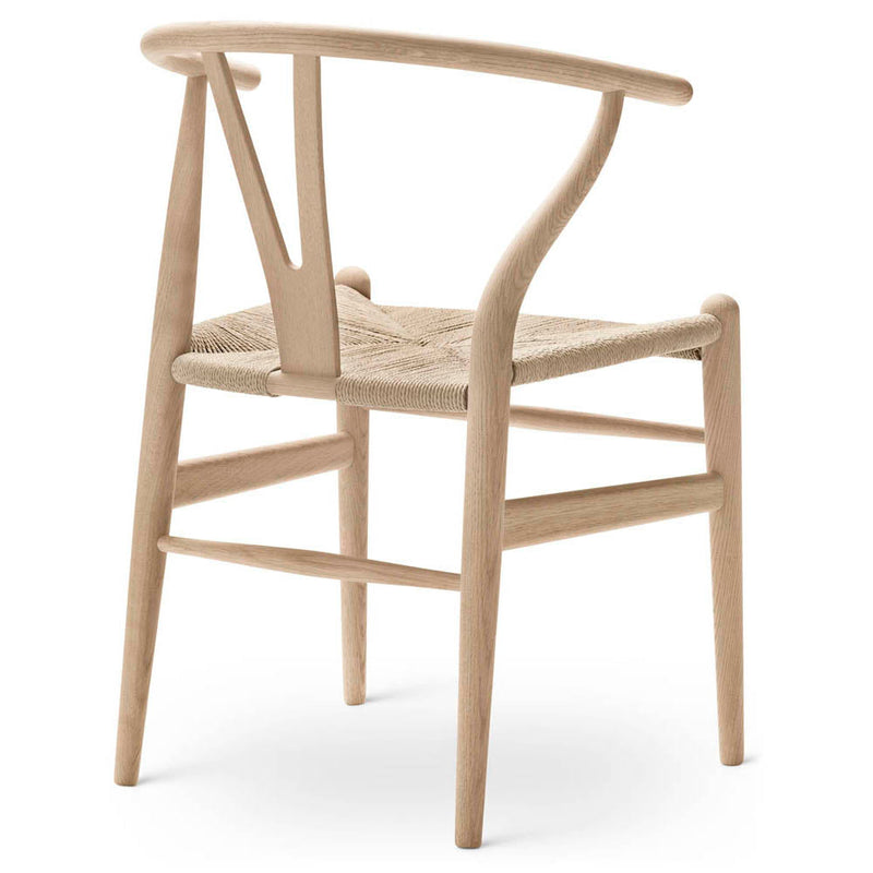 CH24 Wishbone Chair by Carl Hansen & Son - Additional Image - 22