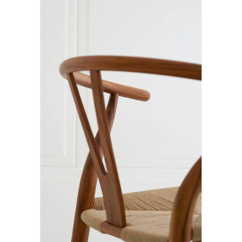 CH24 Wishbone Chair by Carl Hansen & Son - Additional Image - 25