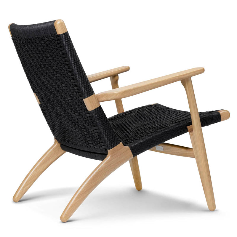 CH25 Lounge Chair by Carl Hansen & Son - Additional Image - 9