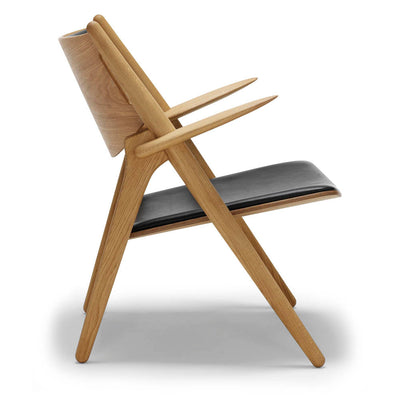CH28P Lounge Chair by Carl Hansen & Son - Additional Image - 2