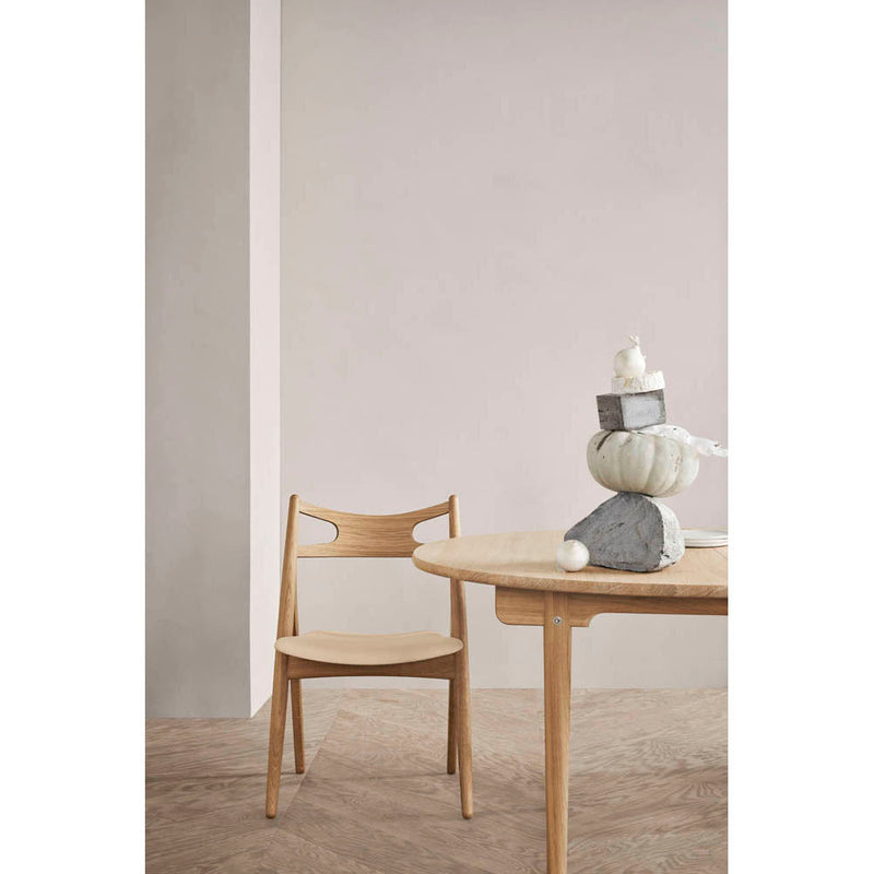 CH337 Dining Table by Carl Hansen & Son - Additional Image - 11