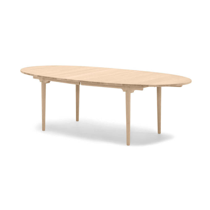 CH339 Dining Table by Carl Hansen & Son - Additional Image - 3
