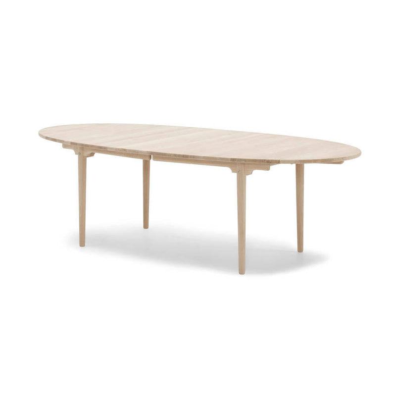 CH339 Dining Table by Carl Hansen & Son - Additional Image - 4