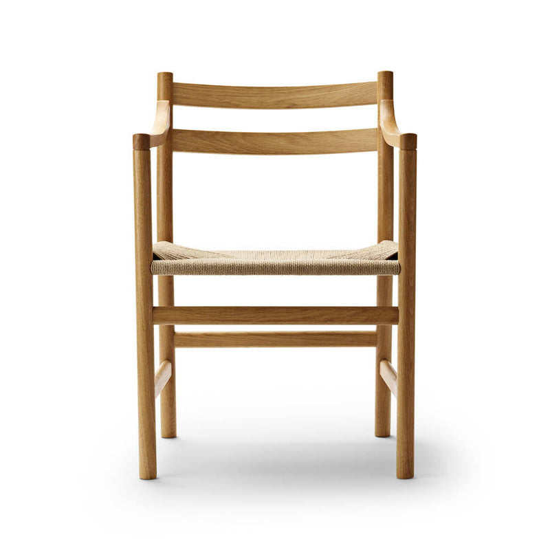 CH46 Chair by Carl Hansen & Son - Additional Image - 1