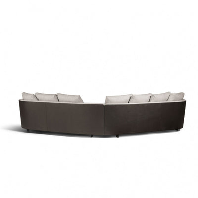 Cleo Sofa by Molteni & C - Additional Image - 3