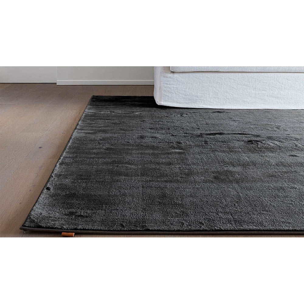 Club Rug by Limited Edition