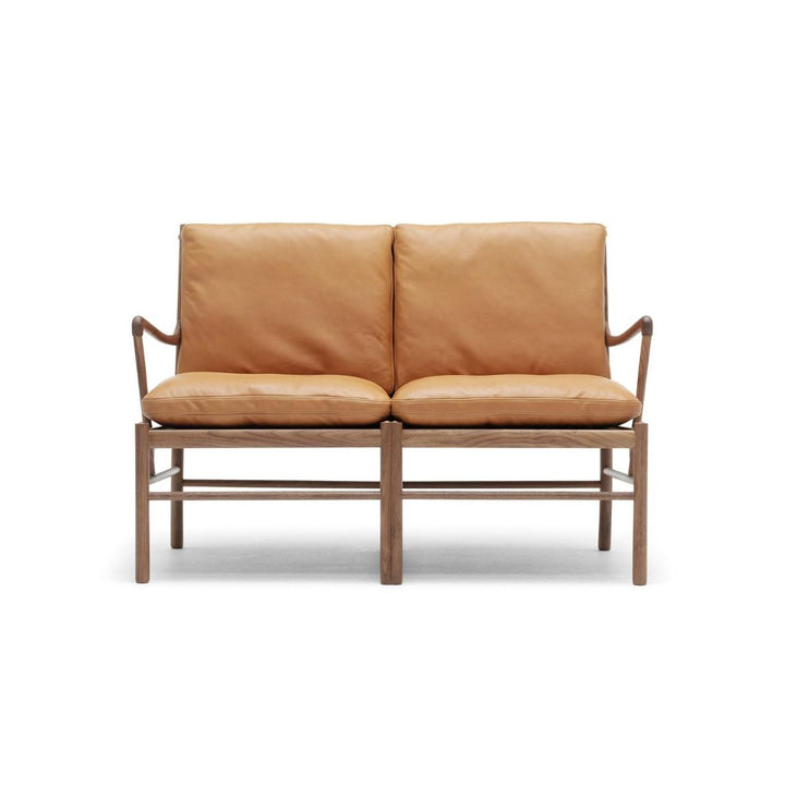 Colonial Sofa by Carl Hansen & Son