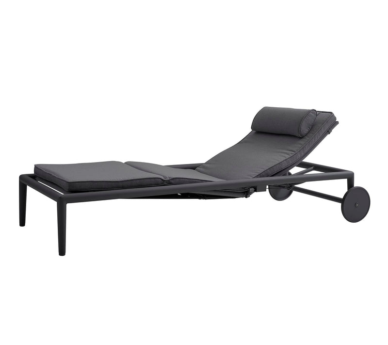 Conic Outdoor Sunbed with Gasspring by Cane-line
