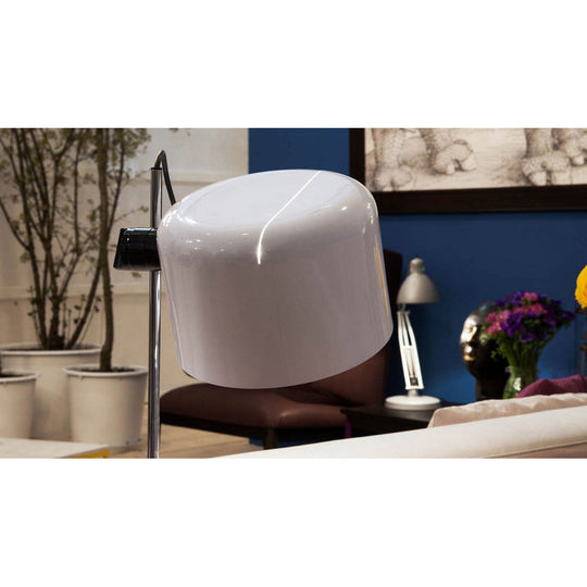 Coup&eacute; Table Lamp by Oluce Additional Image - 1