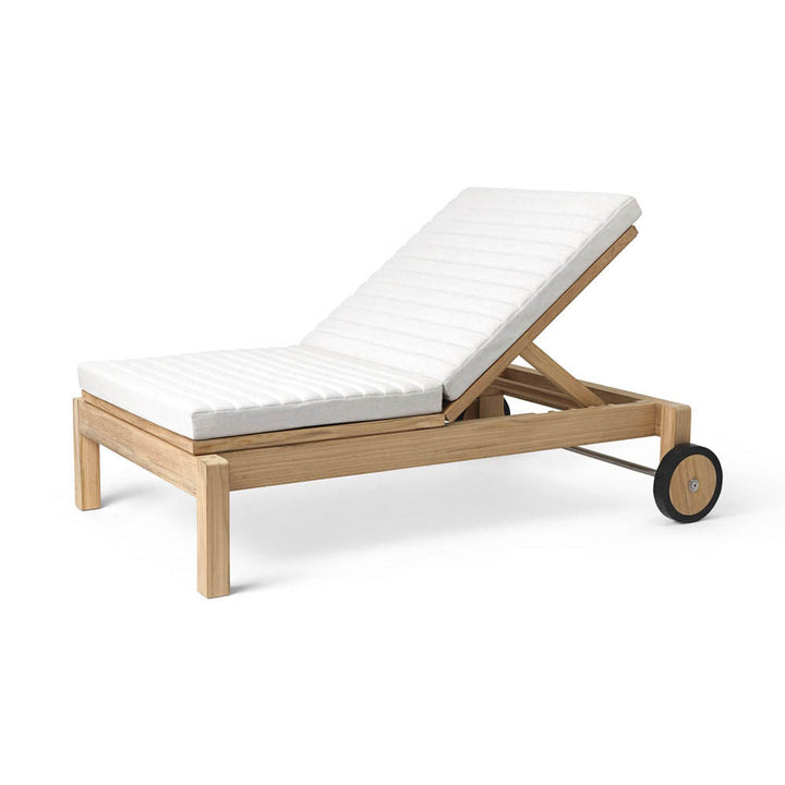 CU AH604 Cushion by Carl Hansen & Son