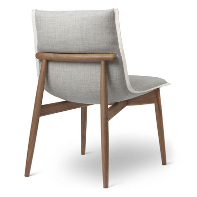 E004 Embrace Chair by Carl Hansen & Son - Additional Image - 7