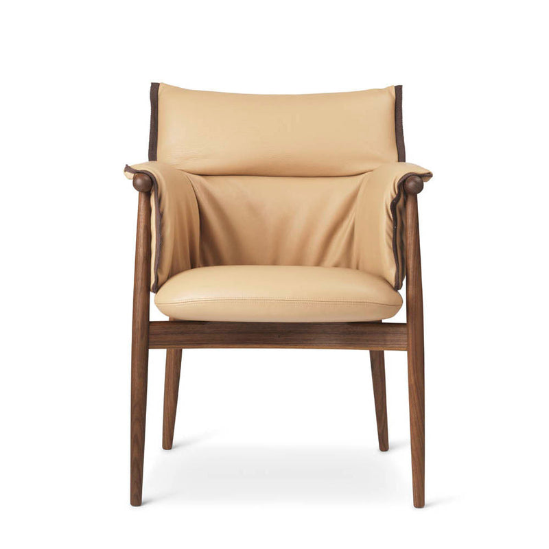 E005 Embrace Armchair by Carl Hansen & Son - Additional Image - 1