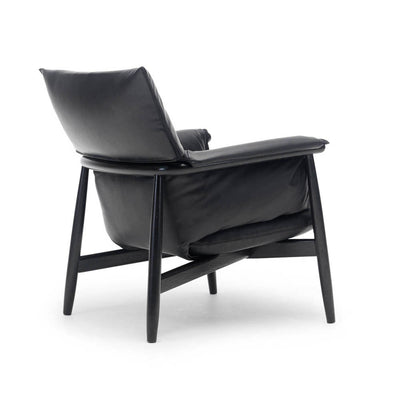 E015 Embrace Lounge Chair by Carl Hansen & Son - Additional Image - 2