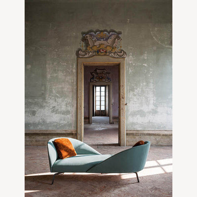 Face to Face Sofa by Tacchini - Additional Image 3