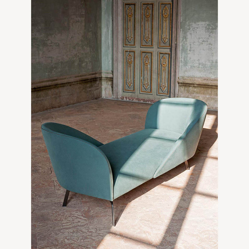 Face to Face Sofa by Tacchini - Additional Image 9