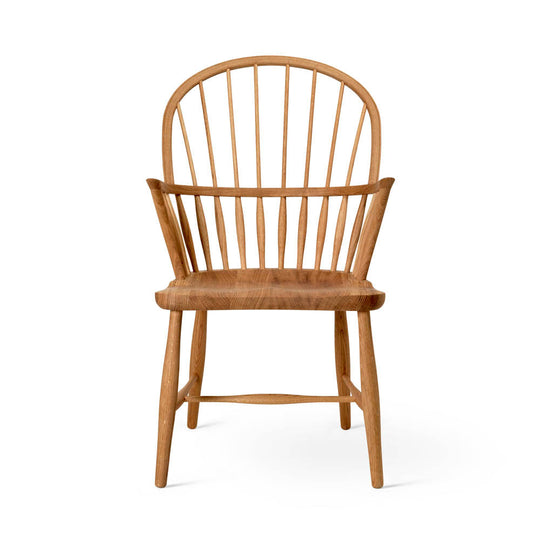 FH38 Windsor Chair by Carl Hansen & Son