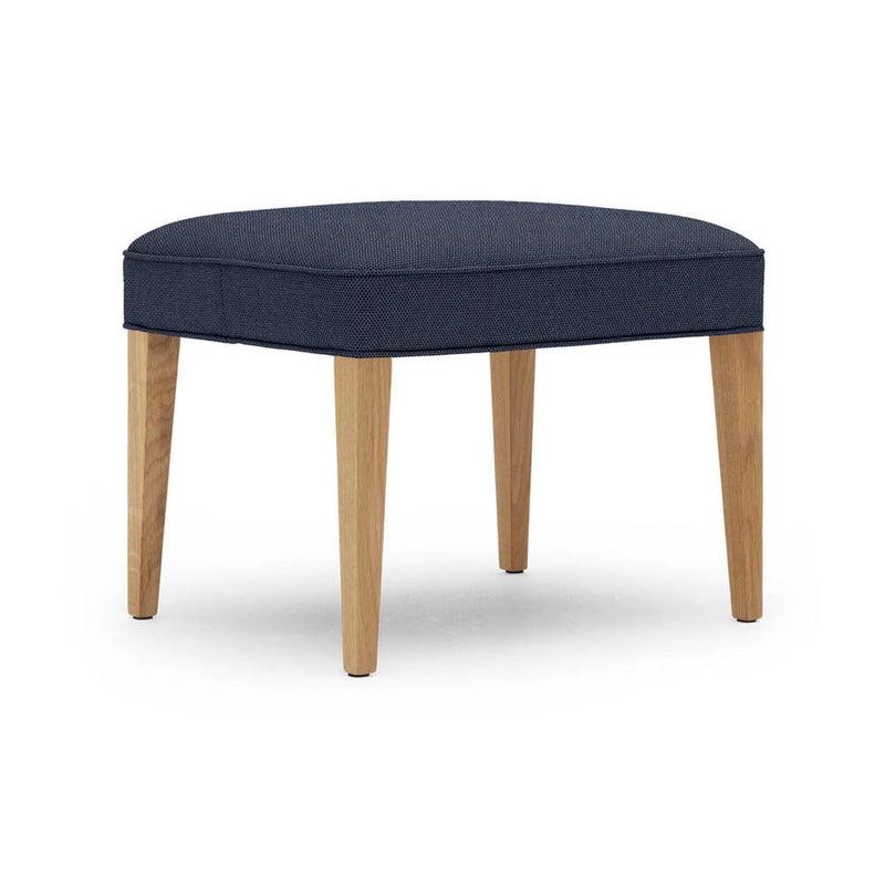 FH420 Heritage Footstool by Carl Hansen & Son - Additional Image - 1