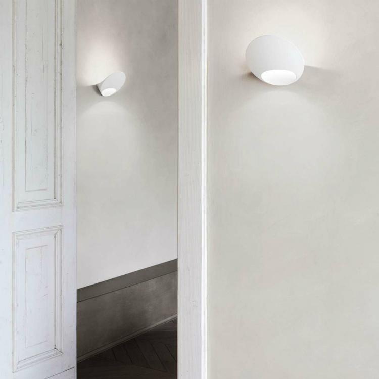 Garbi Wall Lamp by Luceplan