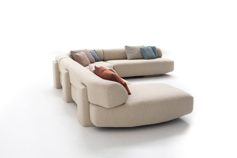 Gogan Sofa by Moroso