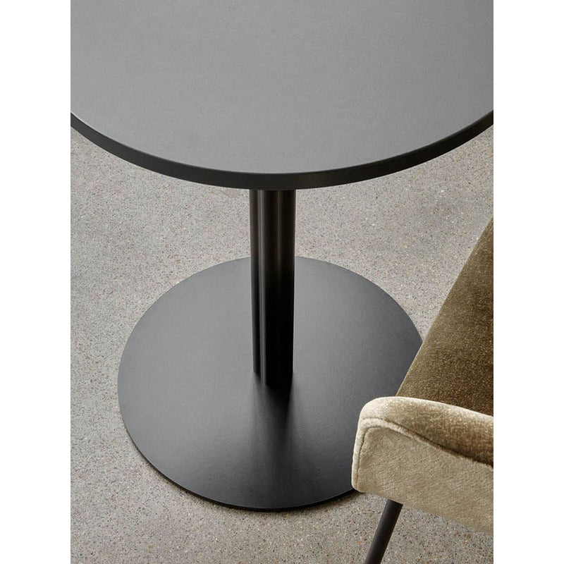 Harbour Column Table, Round Table Top Bar Height by Audo Copenhagen - Additional Image - 16