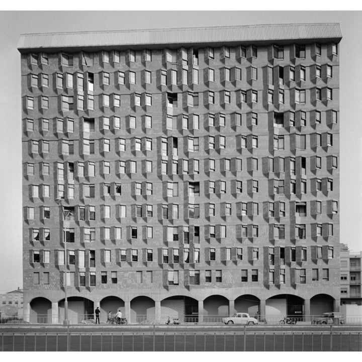 Homes Meridiana I Photography by Santa & Cole