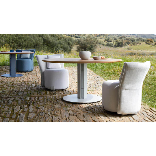 Isla Dining Table by GandiaBlasco