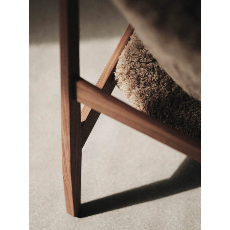 Knitting Chair, Sheepskin by Audo Copenhagen - Additional Image - 9
