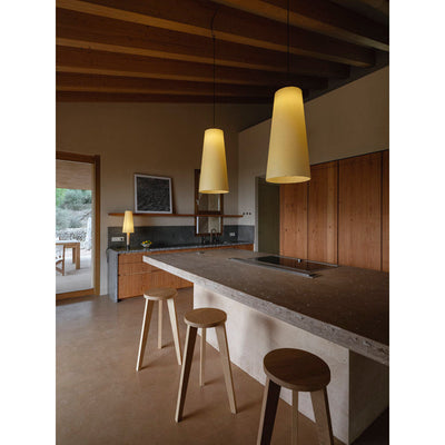 Long conical yesses Pendant Lamp by Santa & Cole - Additional Image - 7