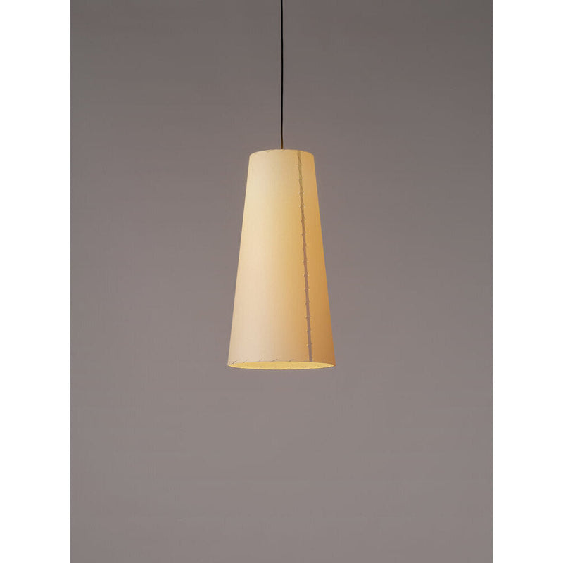 Long conical yesses Pendant Lamp by Santa & Cole - Additional Image - 3