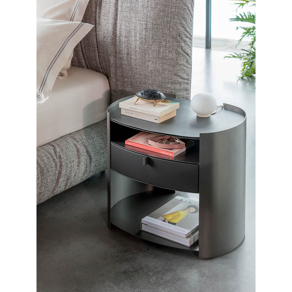 Lotus Night Tables by Flou Lotus Night Tables by Flou