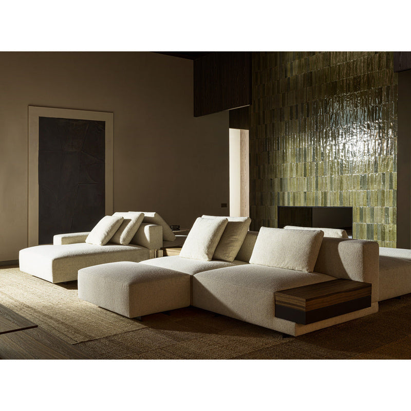 Marteen Sofa by Molteni & C - Additional Image - 5