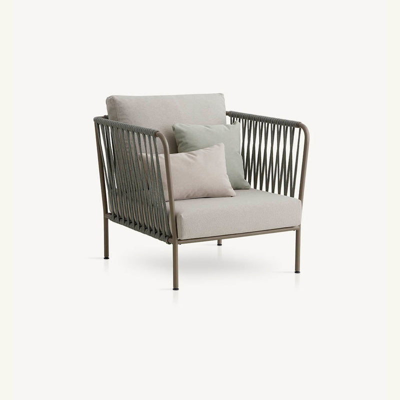 Nido Hand-Woven Outdoor Armchair by Expormim