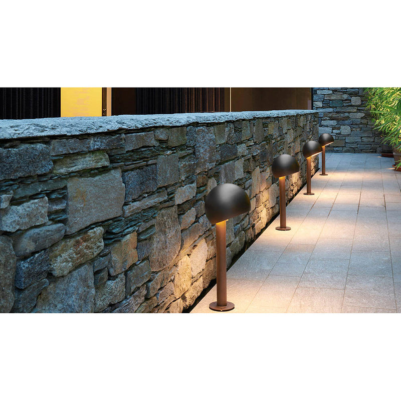 Otto Outdoor Floor Lamp by Oluce Additional Image - 1