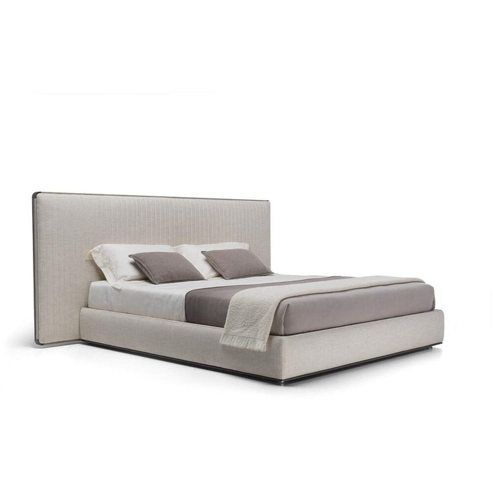 Ovidio Bed by Molteni & C