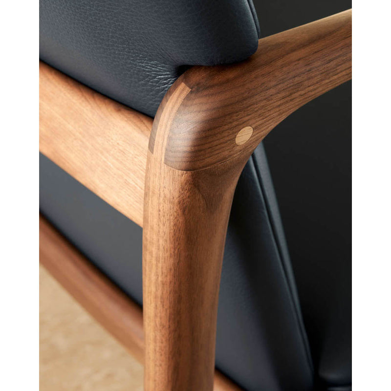 OW124 Beak Chair by Carl Hansen & Son - Additional Image - 12