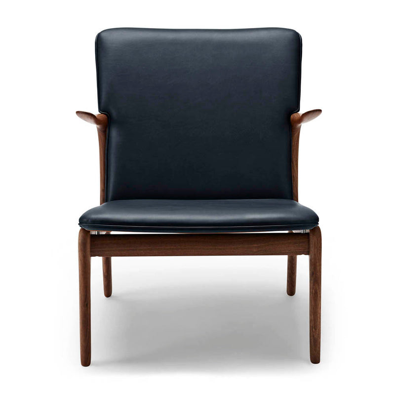 OW124 Beak Chair by Carl Hansen & Son - Additional Image - 3