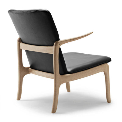 OW124 Beak Chair by Carl Hansen & Son - Additional Image - 8
