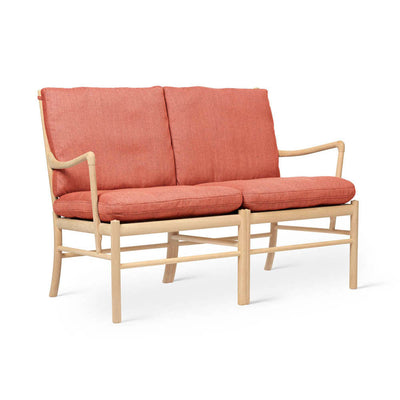 OW149-2 Colonial Sofa by Carl Hansen & Son - Additional Image - 14