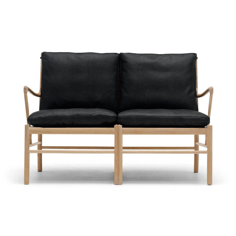 OW149-2 Colonial Sofa by Carl Hansen & Son - Additional Image - 2