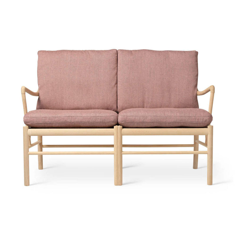 OW149-2 Colonial Sofa by Carl Hansen & Son - Additional Image - 7