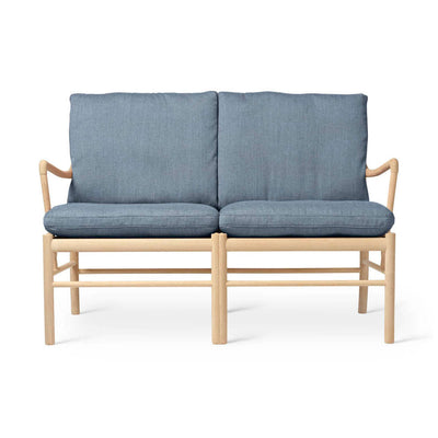 OW149-2 Colonial Sofa by Carl Hansen & Son - Additional Image - 8