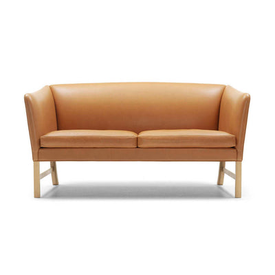 OW602 Sofa by Carl Hansen & Son